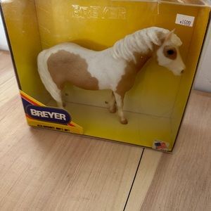 Breyer #20 Marguerite Henry's Misty White and Tan
